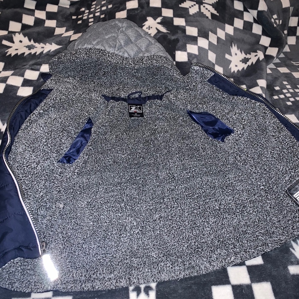 Jacket - Picture 6 of 8